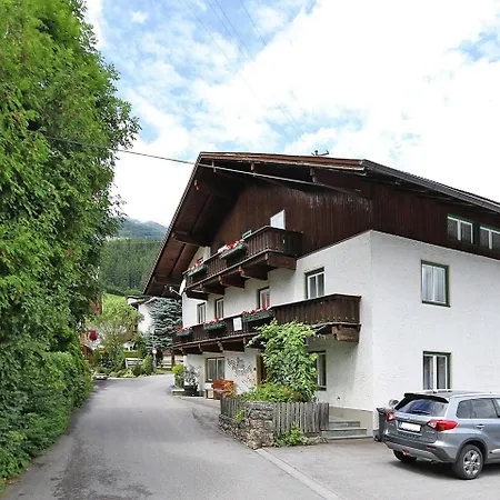 In Near Spieljochbahn 度假居