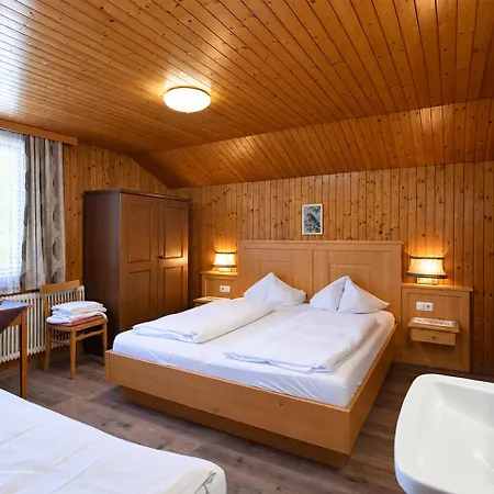 Holiday home In Near Spieljochbahn Fuegen
