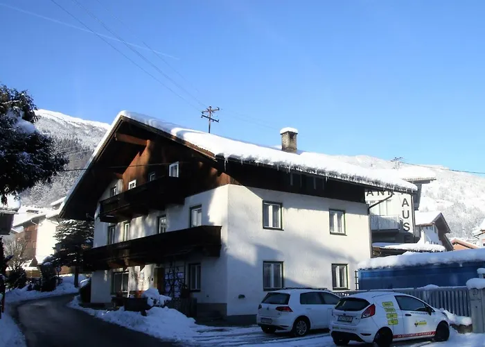 In Near Spieljochbahn Holiday home